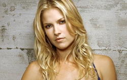 Ali Larter 'tái xuất' phim kinh dị