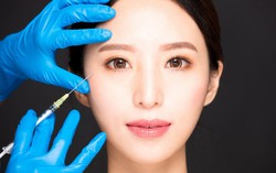 Chồng hết hồn khi sát Tết vợ đi 'trùng tu nhan sắc' 