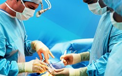 Cứu sống sản phụ bị băng huyết ồ ạt sau sinh