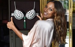 Chiêm ngưỡng bộ nội y 3 triệu đô của Victoria's Secret Show 2016