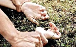 Hiếp dâm bạn gái mới quen trên mạng trong lần đầu đi chơi cùng nhau