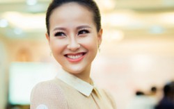 Hoa khôi Khánh Ngân tự tin với vốn tiếng Anh 'đủ xài'