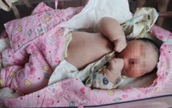 Bé sơ sinh nặng 6,8 kg