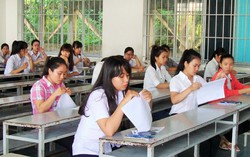 Bình Thuận: Nghi lộ đề, toàn bộ học sinh THPT khối 12 dừng thi môn Ngữ văn