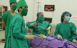 Bác sĩ căng mình cứu thai phụ chửa ngoài tử cung lúc rạng sáng