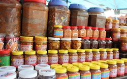 Đặc sản tết 3 miền đã sẵn sàng trên kệ hàng
