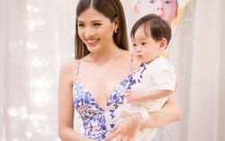 Hoa hậu Phan Hoàng Thu rạng rỡ khoe mẹ đẹp, con xinh