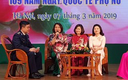 Phụ nữ Cảnh sát biển duyên dáng, tự tin, sáng tạo