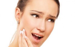 Mắc nha chu tăng 14% nguy cơ ung thư vú