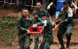 Cầu thủ thứ 11 của đội bóng Wild Boars được cứu khỏi hang Tham Luang