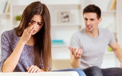 Suýt tự tử vì ‘bản án’ chồng dành cho hàng đêm