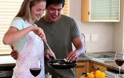 Tránh nổi khùng khi chồng làm việc nhà