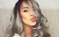 Trang điểm cực nhanh khi vẽ hình cánh bướm