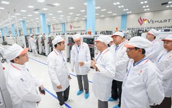 Chủ tịch U Tin Maung Tun: 'Nhà máy VinSmart dây chuyền hiện đại, kiểm soát chặt chẽ, rất đáng tự hào'