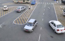 Cơ sở đào tạo lái xe ô tô phải có sân tập lái