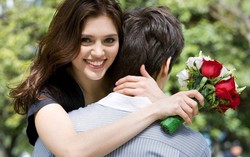Hạnh phúc hơn khi cùng nhau bước qua biến cố cuộc đời 