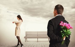 ‘Anh lại đến muộn rồi’