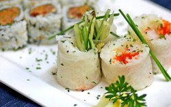 Cách làm cơm cuốn chay cho ngày thanh nhẹ 