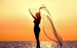 Mối tình ngang trái với người em trai họ