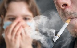 Tăng thuế thuốc lá để bảo vệ phụ nữ và trẻ em