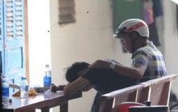 Chồng bắt cóc con hàng xóm dọa tự thiêu vì vợ ôm con về ngoại