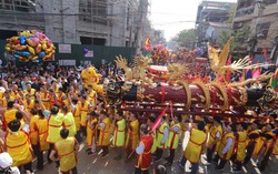 Người dân đang bị ‘gạt ra rìa’ lễ hội