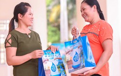 Tiết kiệm nước cho cộng đồng với Comfort 1 lần xả