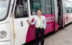 Lái xe sân bay Nội Bài trả lại hơn 300 triệu đồng khách bỏ quên