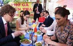 Công chúa kế vị Thụy Điển thưởng thức bún bò khi thăm Việt Nam