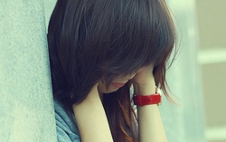 Con gái học lớp 10 đã thất tình