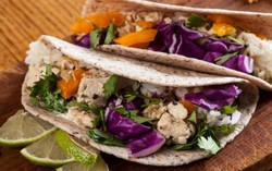 Buổi sáng ngon lành với bánh Tacos gà