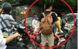 Dân mạng bức xúc hộ đôi bạn tình nguyện phân làn giao thông