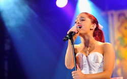Grammy 2019: Công chúa nhạc pop Ariana Grande 'rinh' tượng vàng 