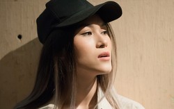 Ngọc Thanh Tâm bán vé số, nuôi mộng đổi đời