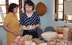 Đam mê sáng tạo biến tre thành đồ gia dụng thân thiện môi trường