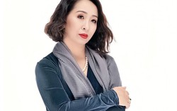 Bất ngờ với giọng hát trẻ trung ở tuổi U50 của nghệ sĩ Hoàng Hiền