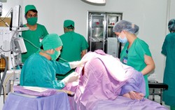 Suýt tàn phế do u tủy sống