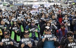 Cơn lốc Me Too cuốn phăng nhiều người 'đức cao vọng trọng'