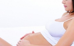 Chồng đánh vợ vì không chịu đi phá thai