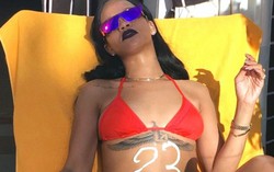 Sao nữ ào ạt 'trình diễn' bikini