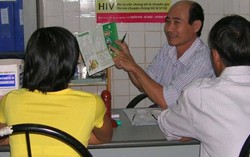 Tìm 'phao cứu sinh' cho người HIV