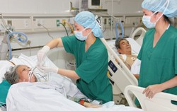 4 lần đưa phong bì, bác sĩ đều từ chối