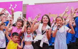 Thái Thùy Linh mang ‘Trung thu hồng’ đến với gần 400 trẻ em tự kỷ, khuyết tật