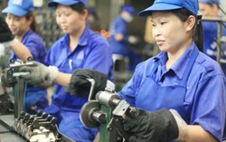Ủy ban Thường vụ Quốc hội thảo luận 6 vấn đề nóng trong dự thảo Bộ luật Lao động