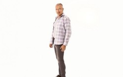Bố sành điệu diện quần jean bó