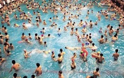 Lo con đuối nước, lây bệnh khi học bơi