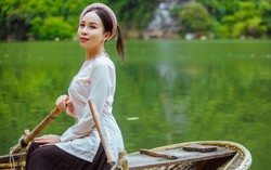 Sao Mai Hồng Duyên đẹp đằm thắm khi hóa thân thành phụ nữ xưa