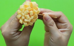 Bông hoa trứng xúc xích đáng yêu