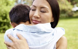 Mẹ giúp con thoát khỏi nỗi ám ảnh bị thầy cúng đuổi tà ma