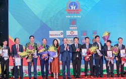 LienVietPostbank sát cánh cùng các thí sinh cuộc thi "Pháp luật học đường"